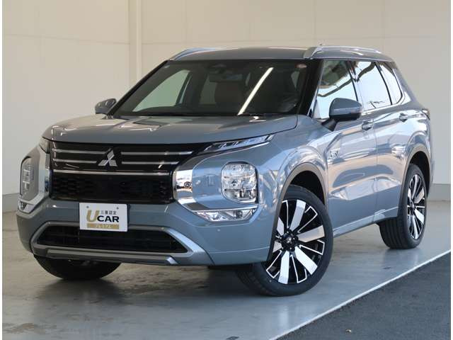 アウトランダーPHEV 2.4 P エグゼクティブ パッケージ 4WD
