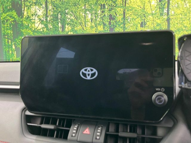 【10.5インチ ディスプレイオーディオ】大画面のディスプレイはAppleCarPlayやAndroidAutoが利用可能。大きな画面でスマホナビアプリ等が利用いただけます♪