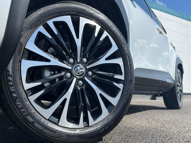 �y�O���[�h��p����18�C���`�A���~�z�C�[���z�f�U�C�����̍��������A���~�z�C�[���𑕒����Ă���܂��B�e��ЊO�A���~�z�C�[����A�X�^�b�h���X�^�C�����戵�����Ă���܂��B���񂲑��k����������