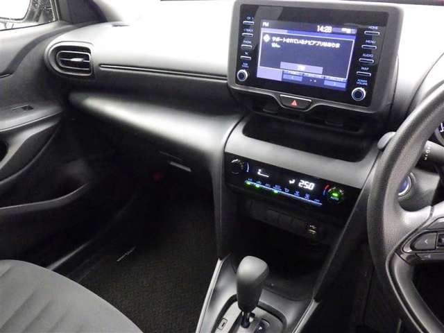 ヤリスクロス1.5 ハイブリッド X