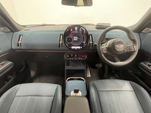 ミニカントリーマンS ALL4 DCT 4WD