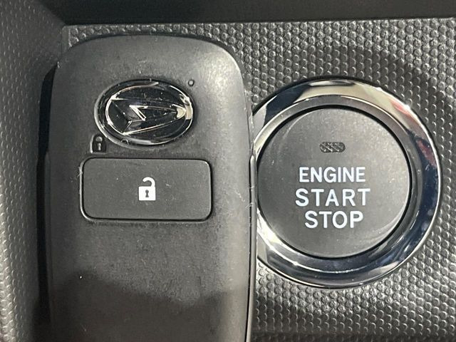 �y�L�[�t���[�V�X�e���z�J�o����|�P�b�g�ɓ��ꂽ�܂܂ł��h�A�̎{���E�������\�ȃX�}�[�g�L�[�𑕔��B�G���W���̃I���E�I�t�����J�M�����o���K�v����������Ƃ��Ă��֗��ł���