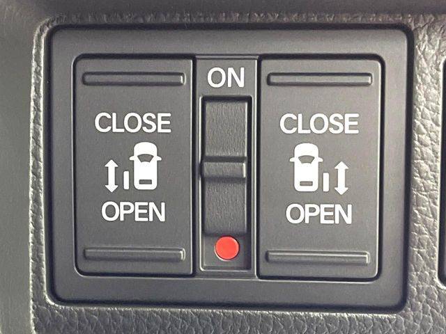 �y�����p���[�X���C�h�h�A�z�X�}�[�g�L�[��^�]�Ȃ̃X�C�b�`�Ō�ȗ����X���C�h�h�A�̊J���\���d��������͂����ăh�A���J����K�v�������A�����Ȃ��q�l�ł��ȒP�ɊJ���߂ł����K�ł���