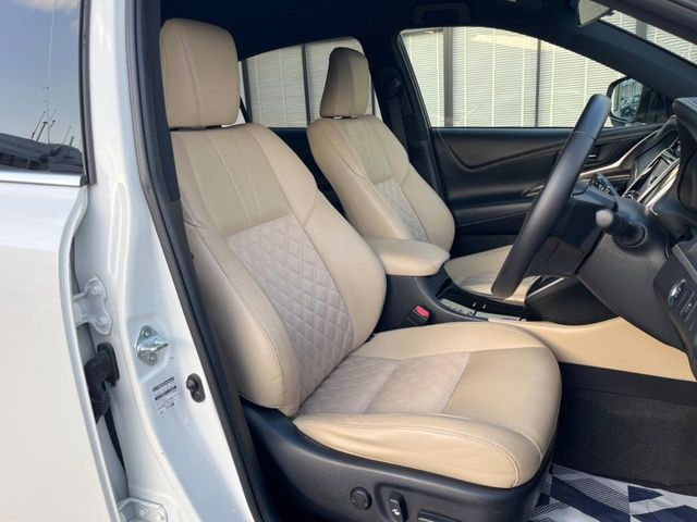 �y�n�[�t���U�[�V�[�g�z�������ƍ���S�n�𗼗������l�C�̃V�[�g���w�ʁE���ʂ̃t�@�u���b�N�f�ނ́A�ʋC���̗ǂ��⊊��ɂ����ɗD��Ă��܂��B�C���╞���ɍ��E���ꂸ���K�ɂ���肢�������܂��B