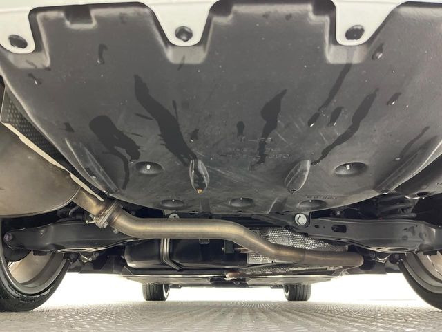 下回りがきれいなうちに、防錆加工の施工がオススメ。降雪地域はもちろん、沿岸部にお住いの方や、趣味でマリン・ウィンタースポーツをされる方にご好評いただいております。