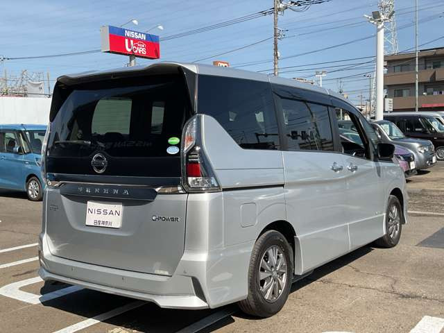 セレナ1.2 e-POWER ハイウェイスターV