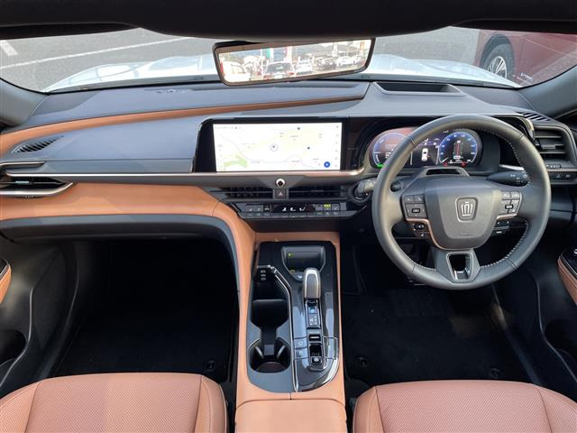 クラウンスポーツ2.5 Z E-Four 4WD