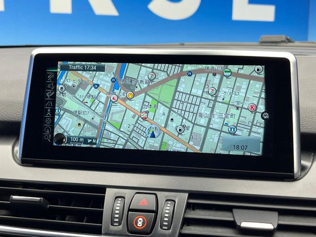 �������i�r:��̊��̂���i�r�́A����������ԓ������o���Ă���܂��B�I�[�f�B�I�@�\���[�����Ă���܂��̂ŁA�^�]�����y���߂܂���