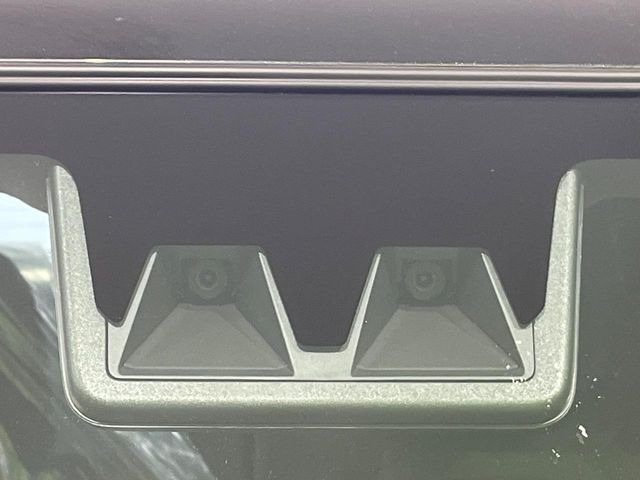 �y�X�}�[�g�A�V�X�g�z���s���ɑO���̎ԗ�����F�����A�Փ˂������Ȏ��͌x��ƃu���[�L�ŏՓˉ���Ɣ�Q�y�����A�V�X�g�B�����S�Ƀh���C�u�����y���݂��������܂��B