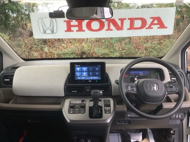 フリード1.5 e:HEV エアー