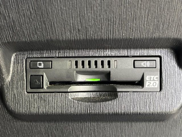 【ETC】高速道路の料金所をストレスなく通過!話題のスポットやサービスエリアに多い「スマートIC」利用時は必須のアイテムです。当店でセットアップを実施、ご納車当日からすぐにご利用いただけます!