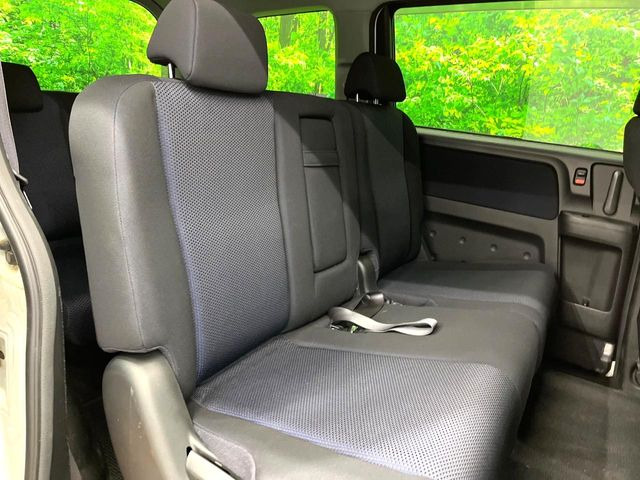 �L�X�Ƃ���2��ڃV�[�g�͋��Z���������A���S�n�����K!�F�B��Ƒ��Ƃ̂��o�����ɂ҂�����ł��B�x�r�[�V�[�g��`���C���h�V�[�g�g�p�������K�ɂ��߂�������������\���ȋ�Ԃ��m�ۂ��Ă��܂��B