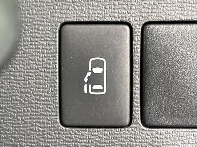 �y�p���[�X���C�h�h�A�z�X�}�[�g�L�[��^�]�Ȃ̃X�C�b�`�ŃX���C�h�h�A�̊J���\���d��������͂����ăh�A���J����K�v�������A���������q�l�ł��A�d���ו��������Ă��鎞�����N�ɊJ���߂ł��܂���