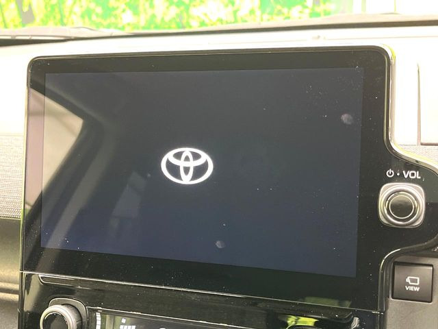 �y10.5�C���` �f�B�X�v���C�I�[�f�B�I�z���ʂ̃f�B�X�v���C��AppleCarPlay��AndroidAuto�����p�\�B�傫�ȉ�ʂŃX�}�z�i�r�A�v���������p���������܂���