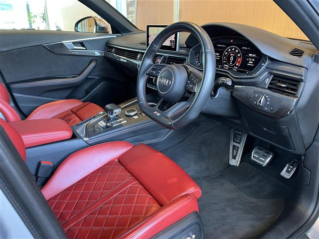 S4アバント3.0 4WD