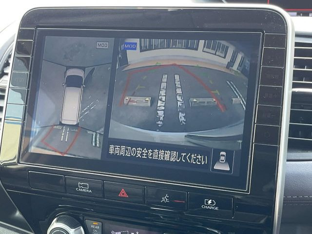 �y�A���E���h�r���[���j�^�[�z��p�̃J�����ɂ��A�ォ�猩���낵���悤�Ȏ��_��360�x�N���}�̎��͂��m�F���邱�Ƃ��ł��܂������p�������m�F���₷���A�����ꏊ�ł̐؂�Ԃ��⒓�Ԃ��X���[�Y�ɍs���܂��B