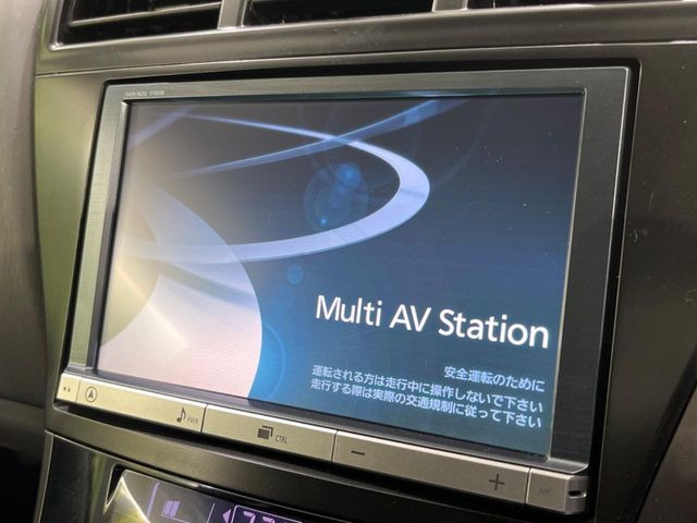 【純正8型ナビ】人気の純正ナビを装備しております。ナビの使いやすさはもちろん、オーディオ機能も充実!キャンプや旅行はもちろん、通勤や買い物など普段のドライブも楽しくなるはず♪