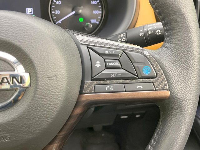 【プロパイロット】高速道路での長距離走行が楽に!!渋滞時と巡回走行のシーンで、アクセル・ブレーキ・ステアリングを自動で制御し、長距離運転の負担を軽減してくれます♪