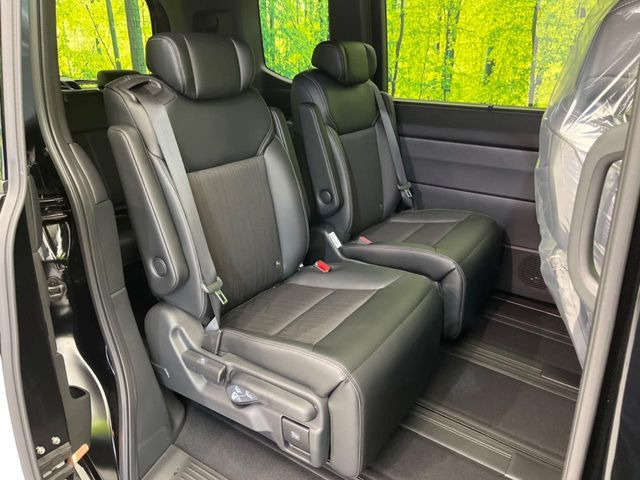 ���i���ȃI���W�i���t���A�}�b�g���I�v�V�����ɂĂ��p�ӂ��Ă���܂��B���D���ȃf�U�C����J���[�����Ԃɍ��킹�đI��ł����������Ƃ��ł��܂���