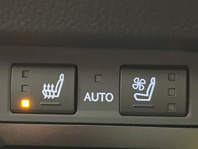 【シートベンチレーション】夏場は涼しい風でお尻や背中の熱やムレを防ぎ、冬はエアコンよりも早く温まってポカポカに!季節を問わず快適に過ごせます。