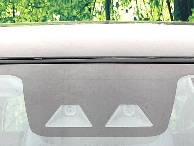 �y�X�}�[�g�A�V�X�g�z���s���ɑO���̎ԗ�����F�����A�Փ˂������Ȏ��͌x��ƃu���[�L�ŏՓˉ���Ɣ�Q�y�����A�V�X�g�B�����S�Ƀh���C�u�����y���݂��������܂��B