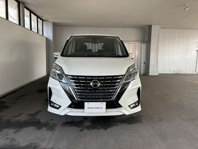 セレナ2.0 ハイウェイスターV 4WD