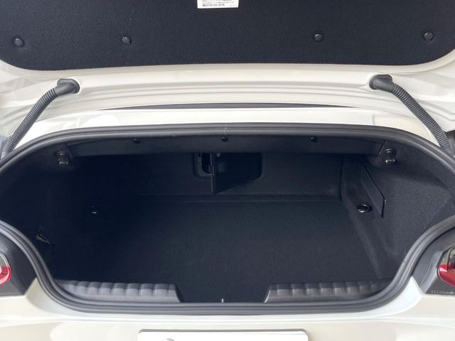 ���g�����N���[��:����L������e�X�y�[�X!���ꂾ���̍L��������΂��������⃌�W���[�Ȃǂɂ��œK�ł�!�g�p�������Ȃ����ꂢ�ȏ�Ԃ��ێ����Ă���܂��B