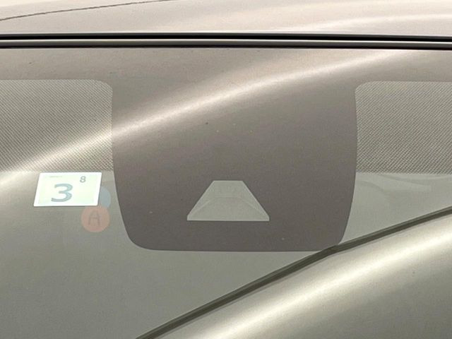 �y�g���^�Z�[�t�e�B�Z���X�z���s���ɑO���̎ԗ�����F�����A�Փ˂������Ȏ��͌x��ƃu���[�L�ŏՓˉ���Ɣ�Q�y�����A�V�X�g�B�����S�Ƀh���C�u�����y���݂��������܂��B