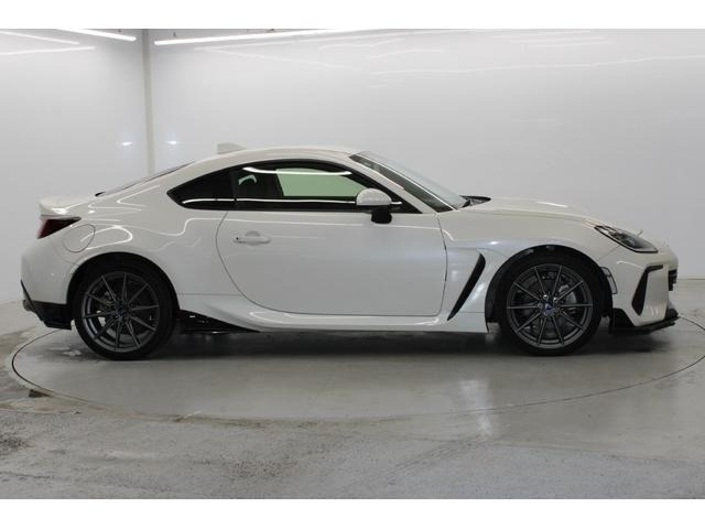 ���Ǝҗl�ւ̔̔��͂��f�肳���Ă��������܂��B �Ԍ������ԗ��̏ꍇ�́A�Ԍ����擾�������x�������z�ŕ\�����Ă���܂��B