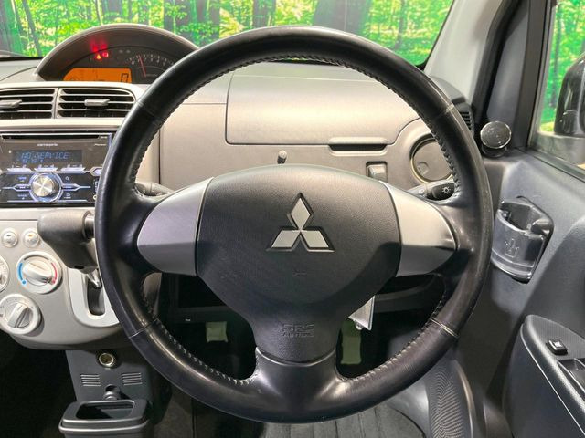 �y�����v�����X�e�A�����O�z�㎿�Ȋv���g�p���邱�ƂŁA��ɂ����������݂ƂĂ��^�]���₷���n���h���ł���