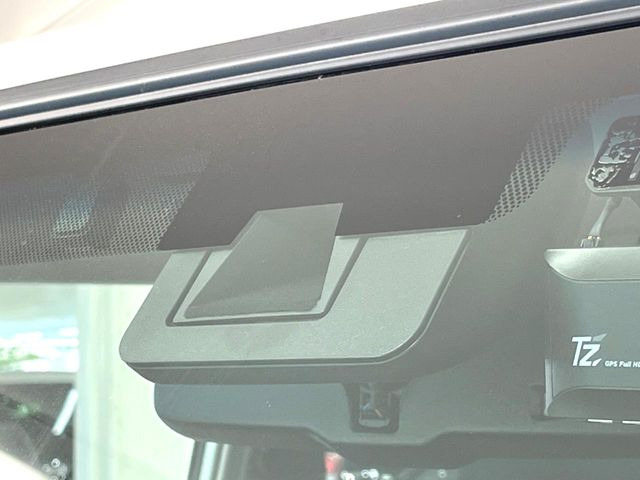 �y�v���N���b�V���Z�[�t�e�B�z�O���̎ԗ��������m���A�Փ˂������Ȏ��͌x��Œ��ӂ𑣂��A�u���[�L�𓥂ޗ͂��T�|�[�g�B�u���[�L�𓥂߂Ȃ������ꍇ�͏Փ˔�Q�y���u���[�L���쓮�A�Փˉ�����T�|�[�g���܂��B