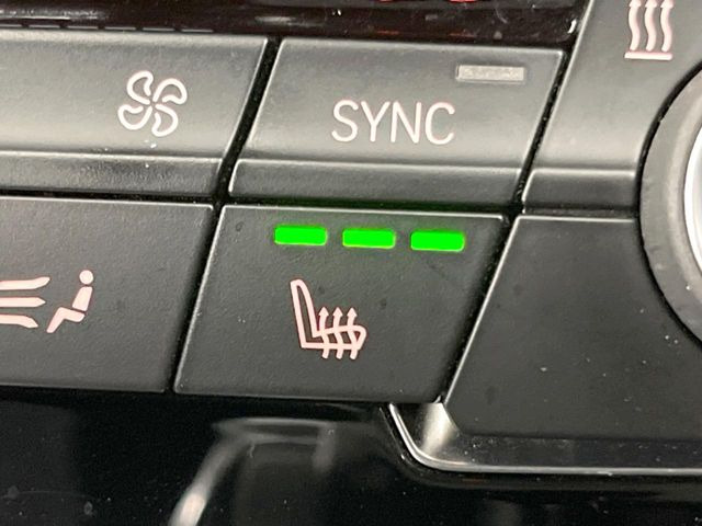 ���t�����g�V�[�g�q�[�e�B���O:�^�]�ȁE����ȋ��ɎO�i�K�Œ��߂��\�ȃV�[�g�q�[�^�[�𑕔����Ă���܂��B�G�߂��킸���K�ɂ��g�p���������܂��B