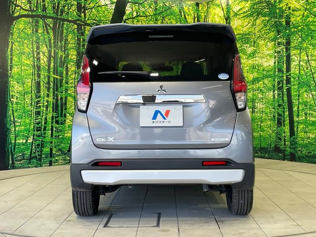 安心の最長10年・走行無制限保証(有償)をご用意。保証内容も充実はもちろん、無料点検&オイル交換や、年中無休の全国・24時間ロードサービスも付帯されておりますのでご安心下さい。