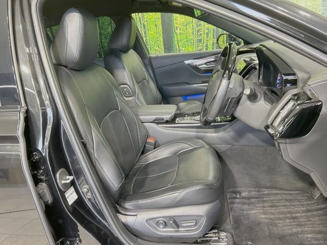 �y���烌�U�[�V�[�g�z����̂ӂ���肪�e�ՂŃ����e�i���X�����ȒP�ȁA�@�\���ɗD��鍇����v���̗p�����㎿�ȃV�[�g�ł��B����S�n���悭�A���������ӂ��S�n�ǂ��ԓ���Ԃ����o���Ă���܂��B