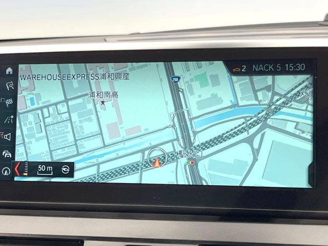 �������i�r:��̊��̂���i�r�́A����������ԓ������o���Ă���܂��B�I�[�f�B�I�@�\���[�����Ă���܂��̂ŁA�^�]�����y���߂܂���