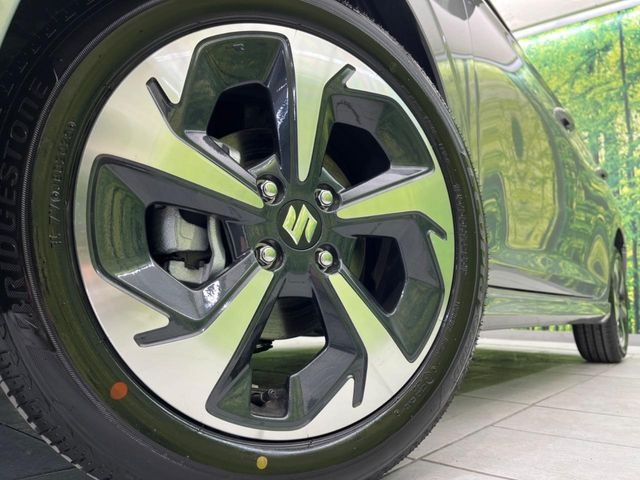 �y����16�C���`�A���~�z�C�[���z�O�ςɃ}�b�`���������A���~�z�C�[���𑕒����Ă���܂��B�e��ЊO�A���~�z�C�[����A�X�^�b�h���X�^�C�����戵�����Ă���܂��B���񂲑��k����������