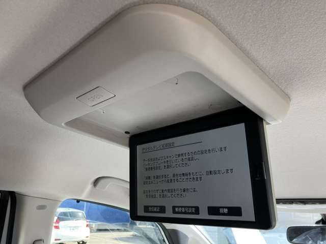 セレナ1.2 e-POWER ハイウェイスターV