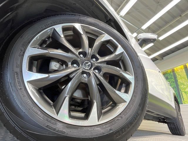 �y����19�C���`�A���~�z�C�[���z�O�ςɃ}�b�`���������A���~�z�C�[���𑕒����Ă���܂��B�e��ЊO�A���~�z�C�[����A�X�^�b�h���X�^�C�����戵�����Ă���܂��B���񂲑��k����������