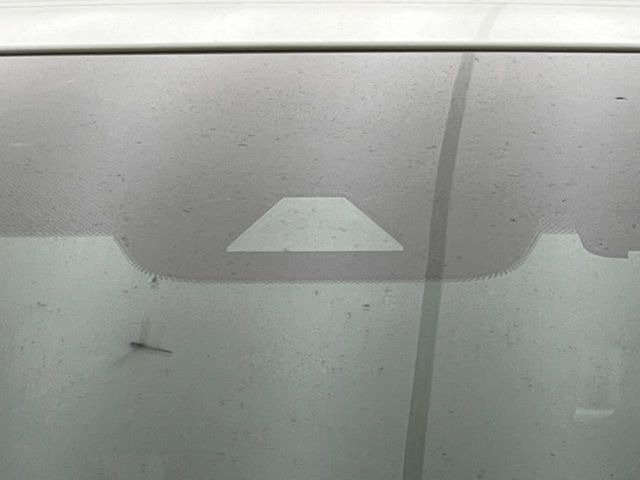 �y�g���^�Z�[�t�e�B�Z���X�z���s���ɑO���̎ԗ�����F�����A�Փ˂������Ȏ��͌x��ƃu���[�L�ŏՓˉ���Ɣ�Q�y�����A�V�X�g�B�����S�Ƀh���C�u�����y���݂��������܂��B