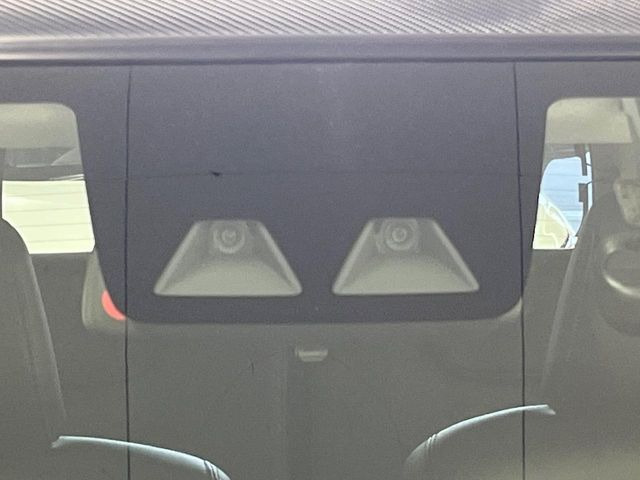 �y�X�}�[�g�A�V�X�g�z���s���ɑO���̎ԗ�����F�����A�Փ˂������Ȏ��͌x��ƃu���[�L�ŏՓˉ���Ɣ�Q�y�����A�V�X�g�B�����S�Ƀh���C�u�����y���݂��������܂��B