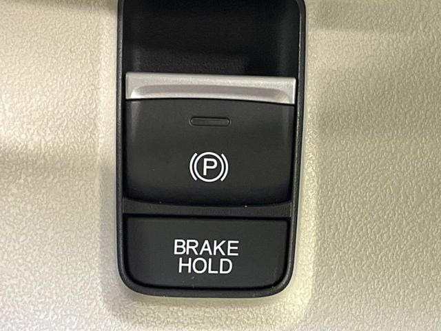 �y�d���p�[�L���O�u���[�L�z�p�[�L���O�u���[�L�͕֗��ȓd����!�{�^����ő���ł��A�A�N�Z���𓥂߂Ύ����ŉ�������܂��􃌃o�[��y�_���������̂ŉ^�]�ȉ����������肵�܂��ˁ�