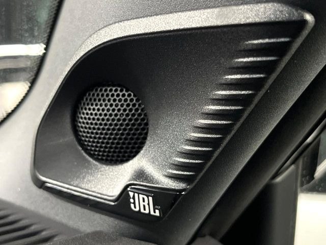 �yJBL�T�E���h�V�X�e���t�������i�r�z�[���̃i�r�@�\�͂������A���x�ȃ`���[�j���O�\�͂����ڂ���Ă���A�������ȉ��y�����y���݂��������܂���