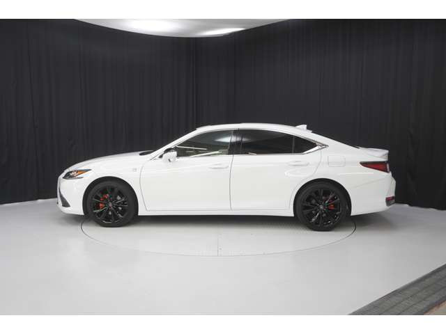 ES300h Fスポーツ