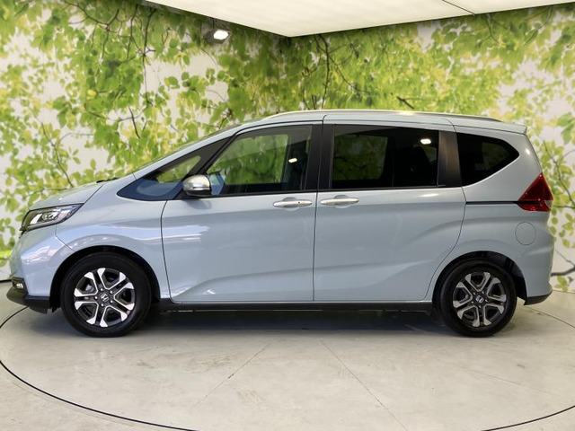 フリード1.5 クロスター