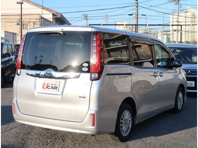 ノア1.8 ハイブリッド X