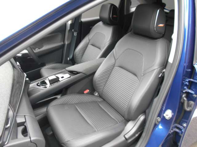 ノートオーラ1.2 G レザーエディション