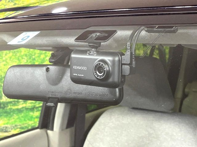 �y�h���C�u���R�[�_�[�z�h���C�u���R�[�_�[����!���s���͂������A������^�]�⎖�̂ɑ��������ہA�f���ŋL�^���A����̃��X�N�ɔ����܂��B���L�^�pSD�J�[�h�͂��q�l�����g�ł��������������K�v������܂��B