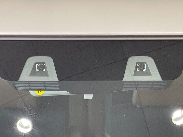 �y�X�Y�L �Z�[�t�e�B�T�|�[�g�z���s���ɑO���̎ԗ�����F�����A�Փ˂������Ȏ��͌x��ƃu���[�L�ŏՓˉ���Ɣ�Q�y�����A�V�X�g�B�����S�Ƀh���C�u�����y���݂��������܂��B