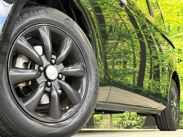 �y15�C���`�A���~�z�C�[���z�O�ςɃ}�b�`�����A���~�z�C�[���𑕒����Ă���܂��B�e��A���~�z�C�[����A�X�^�b�h���X�^�C�����戵�����Ă���܂��B���񂲑��k����������