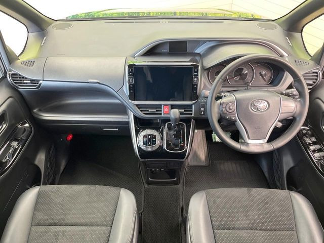 ヴォクシー2.0 ZS 煌III